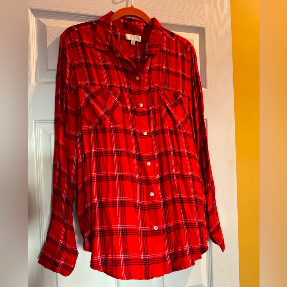 Lucky Brand Ladies Red/Black Plaid Shirt Long sleeves. Size med. Back is stylish